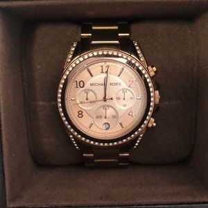 Michael Kors rose gold watch